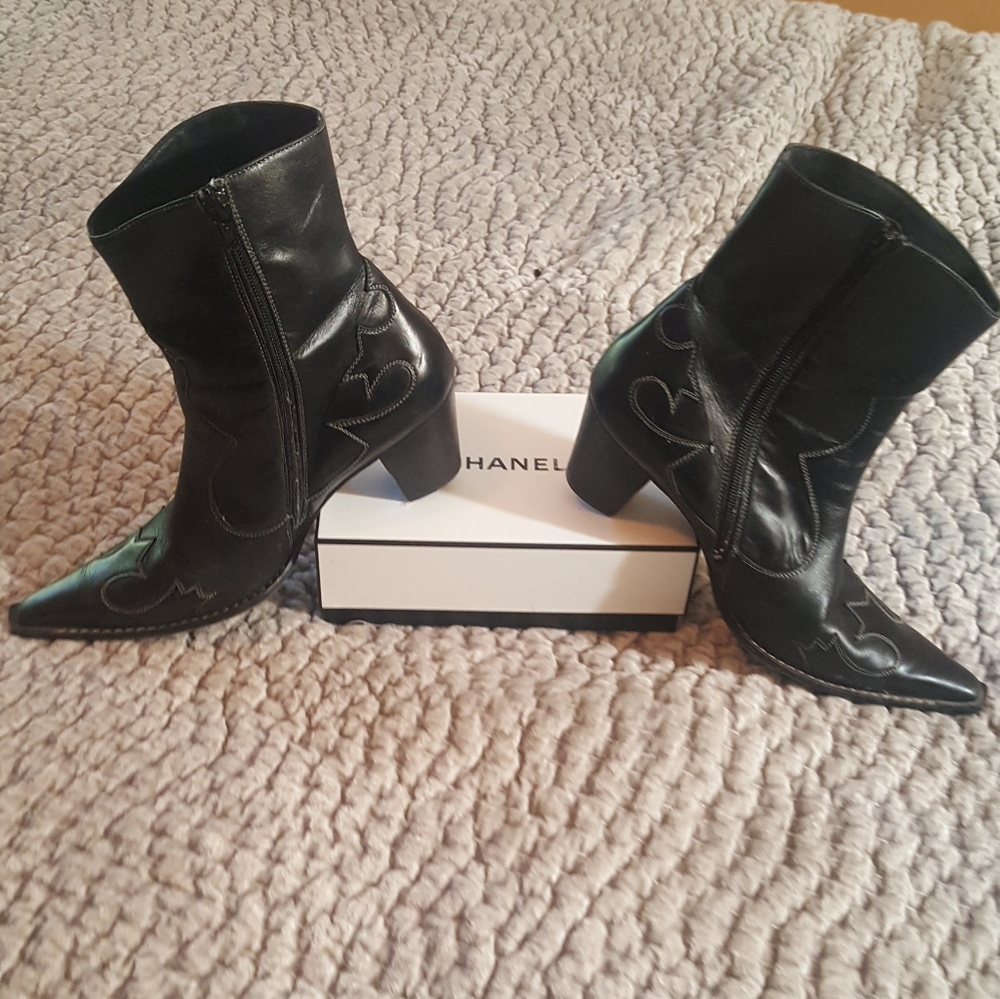 VINTAGE PAUL GREEN Western Cowgirl Cowboy Black Leather Pointed Toe Ankle Boots - Picture 13 of 16